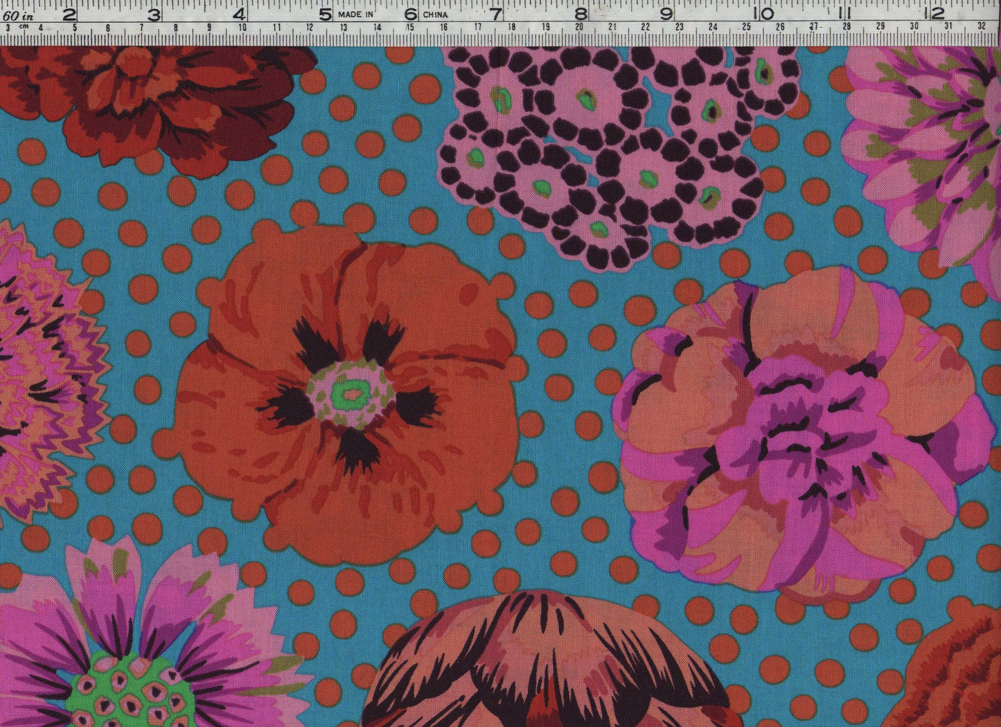 Kaffe Fassett Remnants - Big Blooms Turquoise