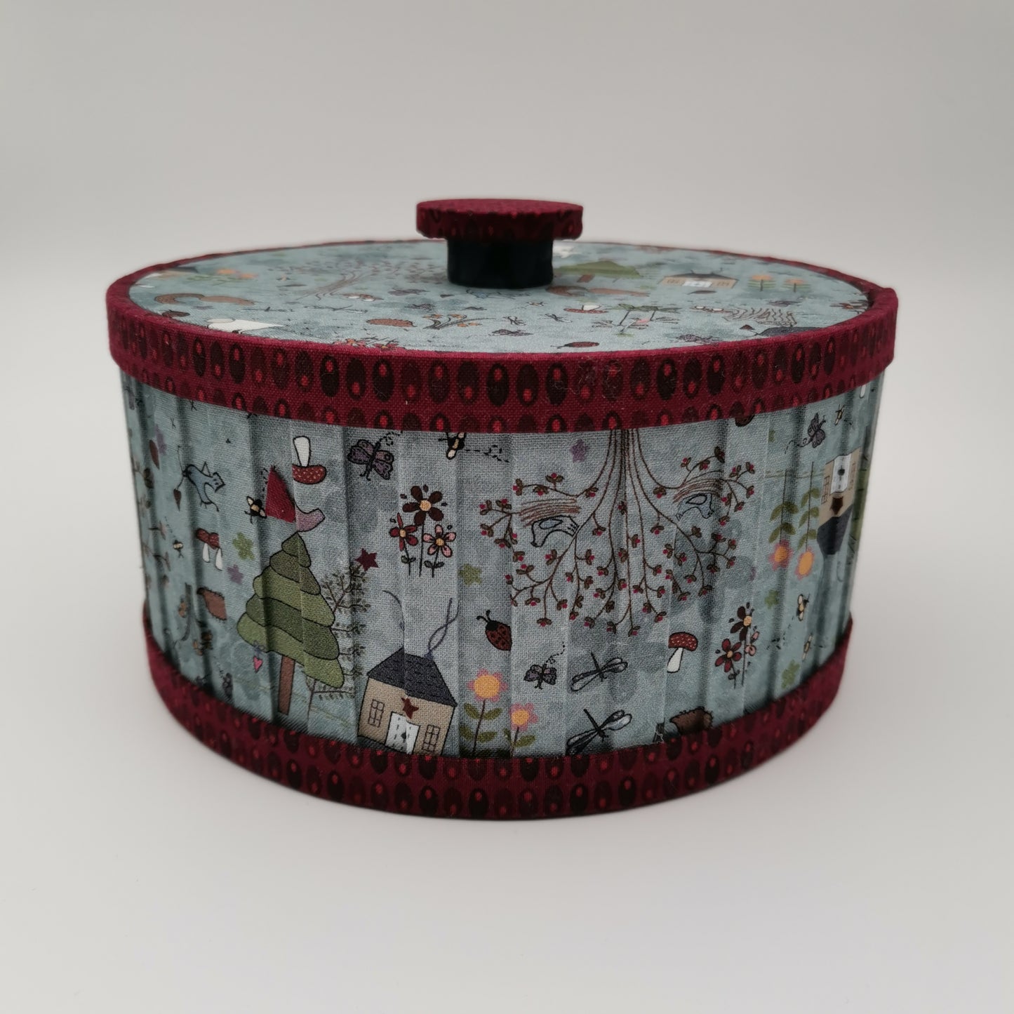 Cartonnage Kit - Round Box with Fluted Sides