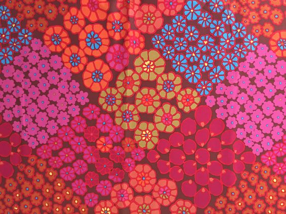 Kaffe Fassett Remnants - Tile Flowers Orange & Pink