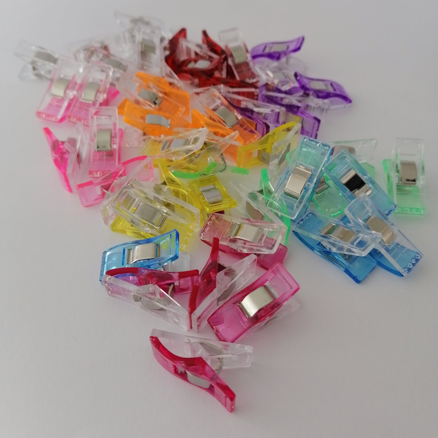 Spring Loaded Plastic Wonder Clips x 50